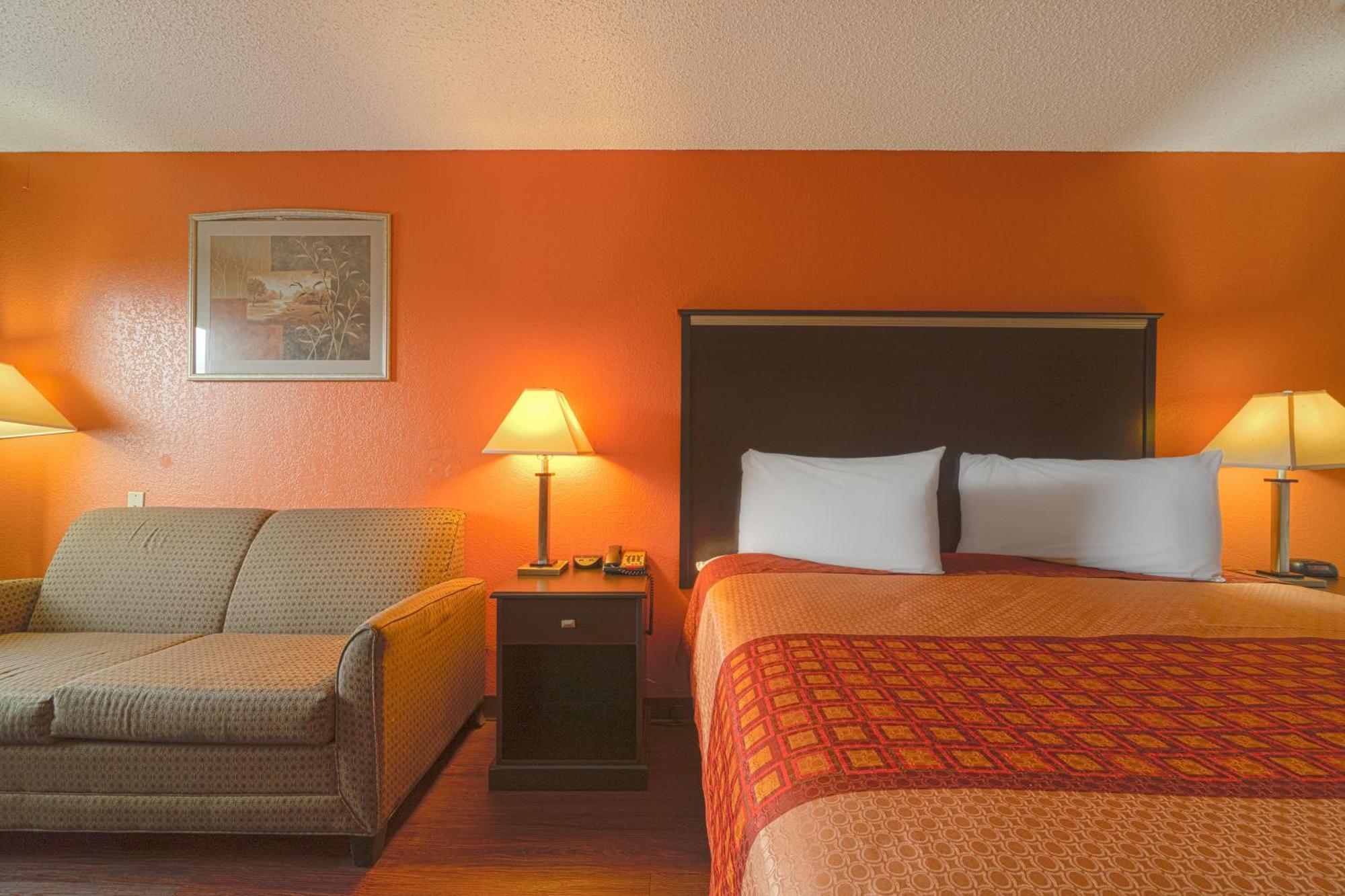 Regency Inn & Suites By Oyo Bay City Tx ภายนอก รูปภาพ