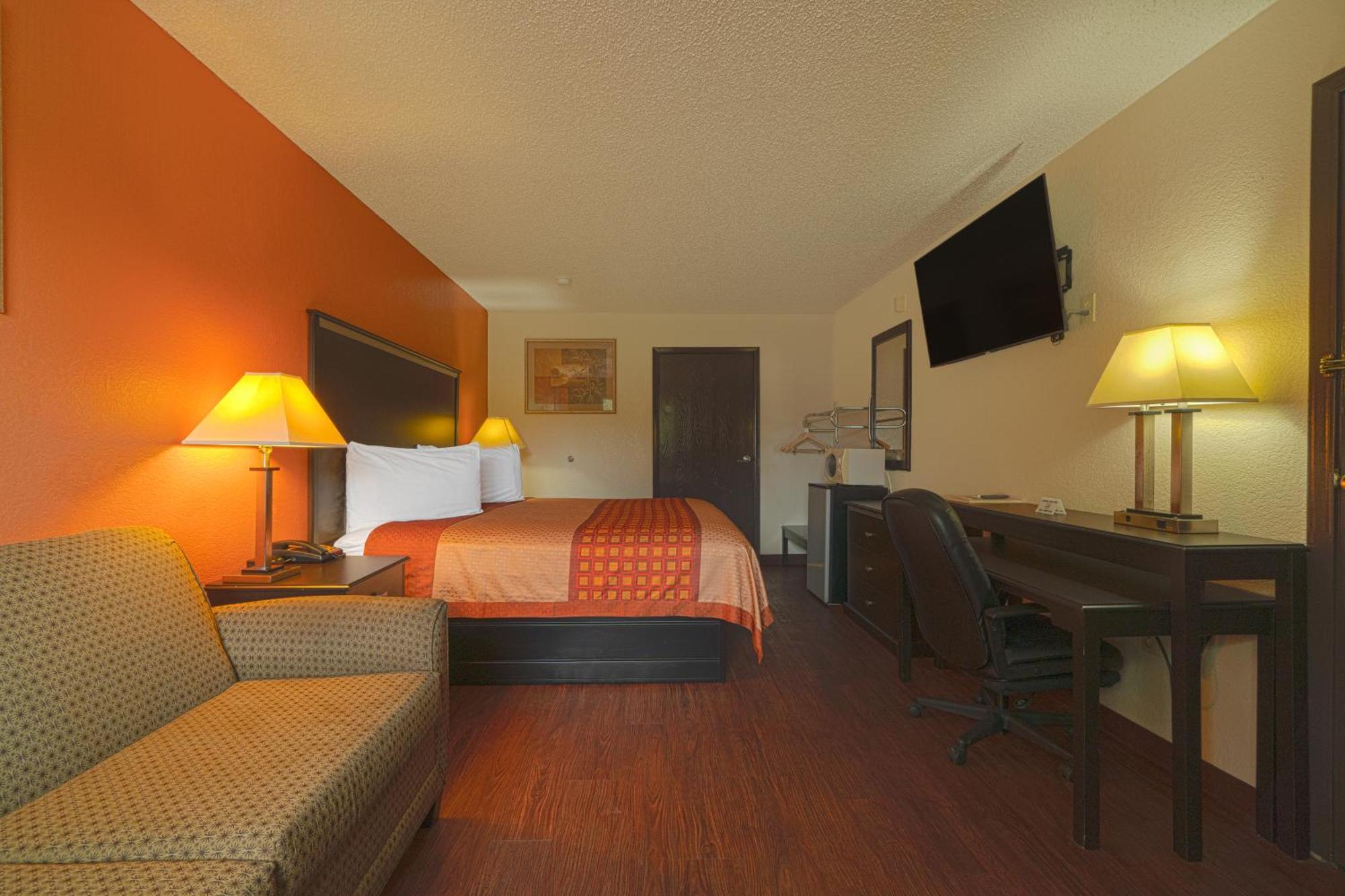 Regency Inn & Suites By Oyo Bay City Tx ภายนอก รูปภาพ