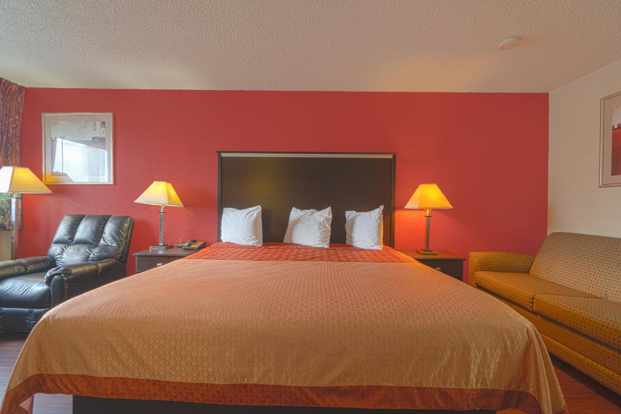Regency Inn & Suites By Oyo Bay City Tx ภายนอก รูปภาพ
