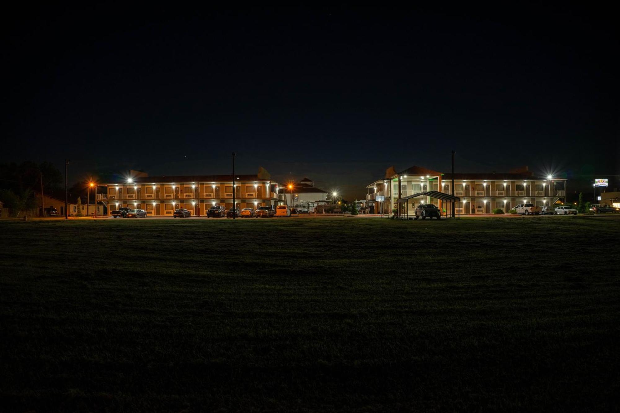 Regency Inn & Suites By Oyo Bay City Tx ภายนอก รูปภาพ